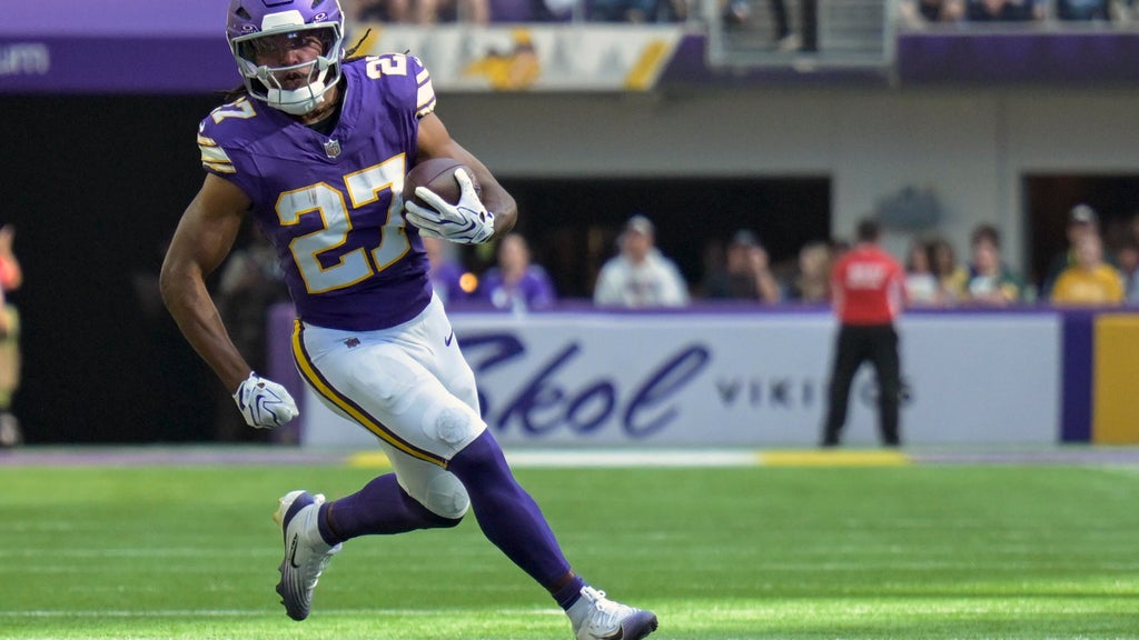 Vikings return RB Jordan Mason from injured reserve after broken thumb kept him out last 4 games — WCCO / CBS Minnesota, Savage Sports news