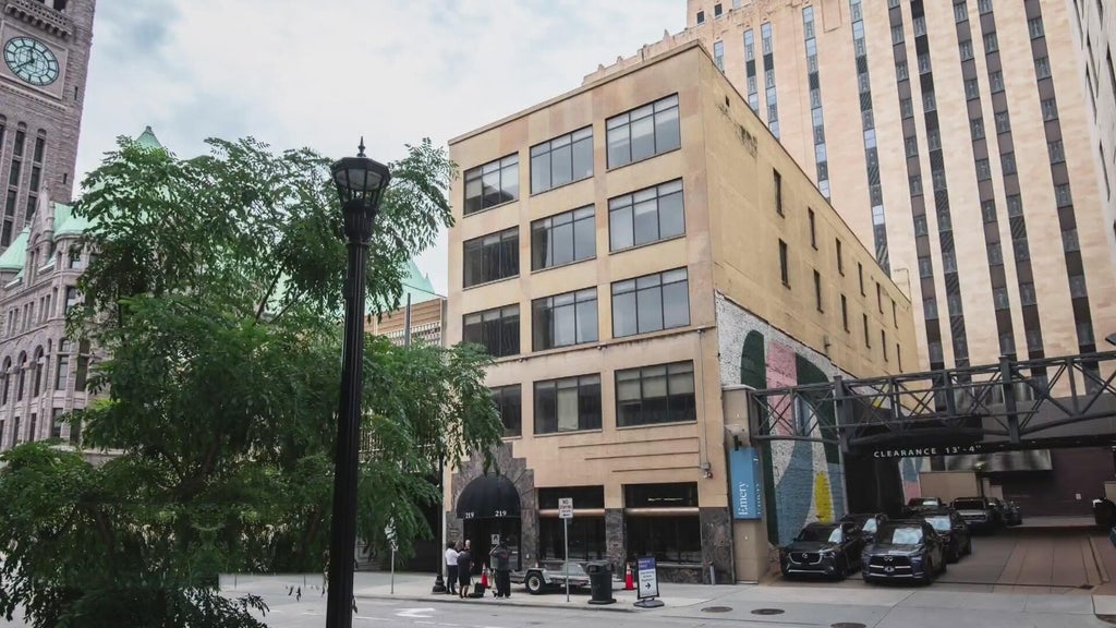 CEO who experienced homelessness as a child opens new Minneapolis family shelter — WCCO / CBS Minnesota, Savage Government news