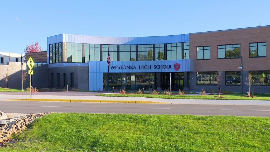 Westonka schools develop AI policymaking group to prepare for evolving technology — WCCO / CBS Minnesota, Savage Technology news