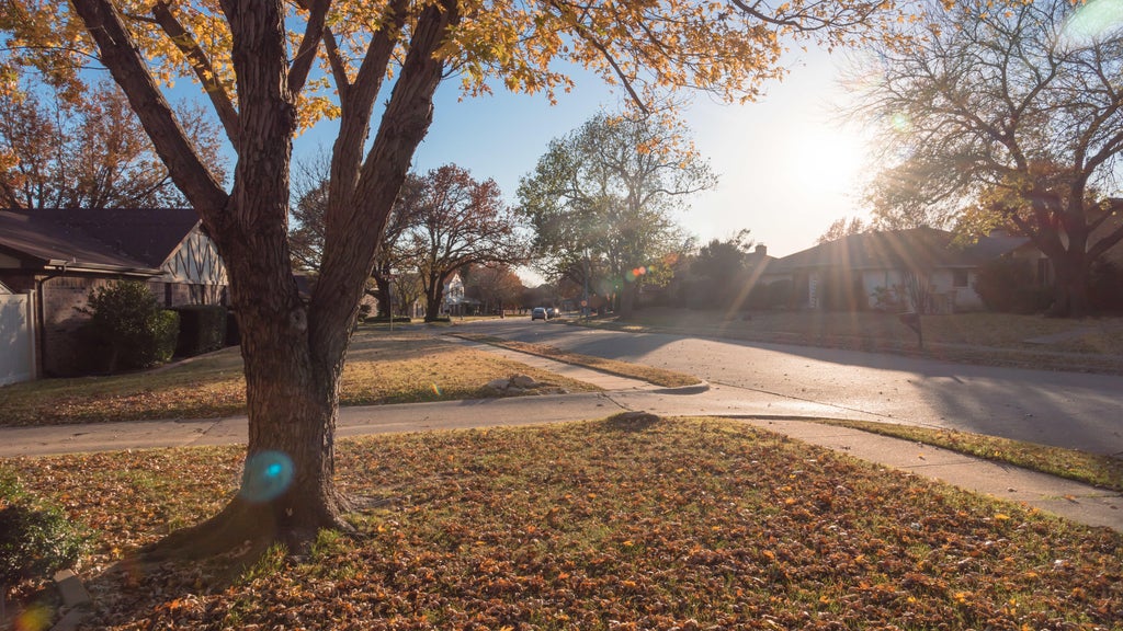 Warm, dry stretch continues Monday in the Twin Cities — WCCO / CBS Minnesota, Savage Community news