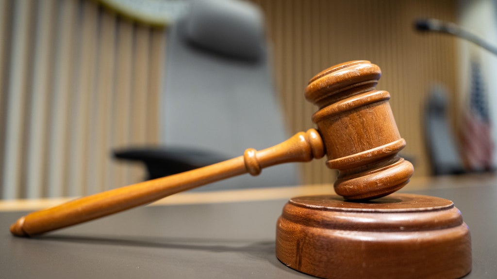 Bloomington man who sexually assaulted 16-year-old girl sentenced to 4 years in prison — WCCO / CBS Minnesota, Savage Health news