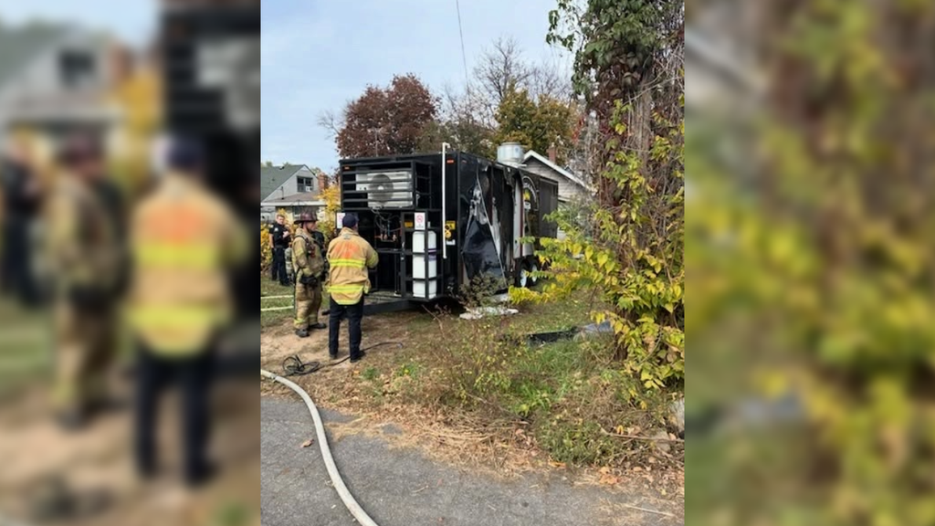 3 adults hospitalized after fire at food truck on St. Paul's east side — WCCO / CBS Minnesota, Savage Dining news