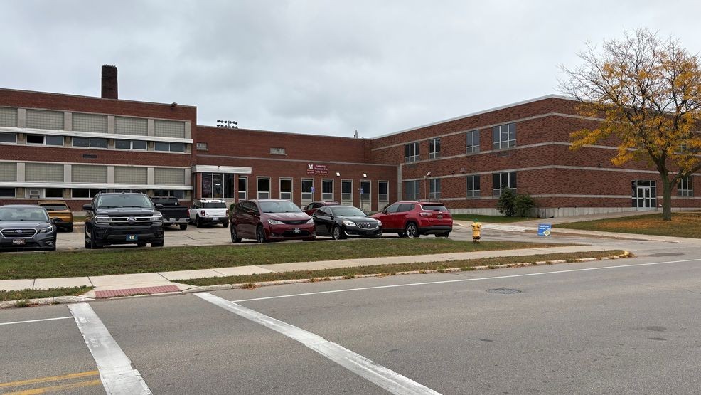 Fentanyl found in Menominee Elementary hallway; police investigating how it got there — Fox 11 Green Bay Local, Savage Community news