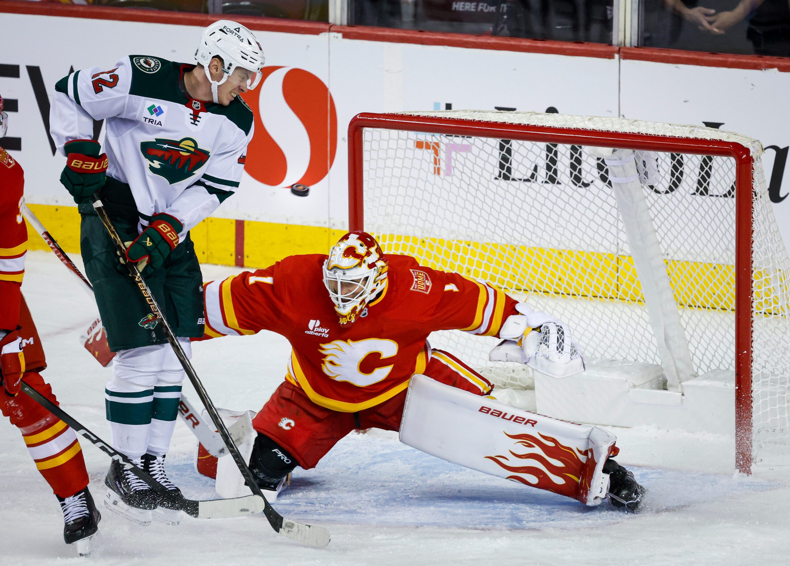Cooley makes 36 saves in the Flames’ 2-1 victory over the Wild — KSTP 5