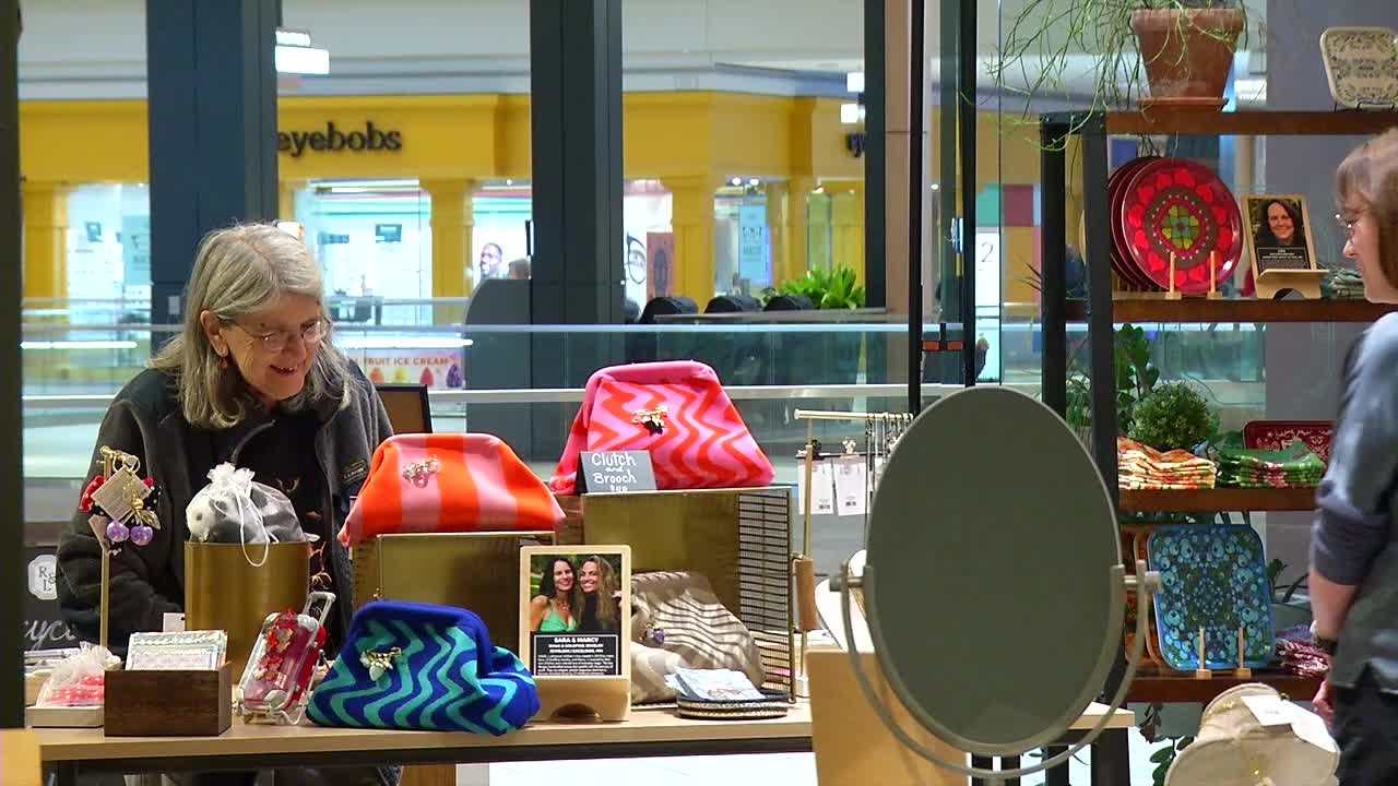 Minnesota businesses still hiring seasonal workers for holidays — KSTP 5, Savage Business news