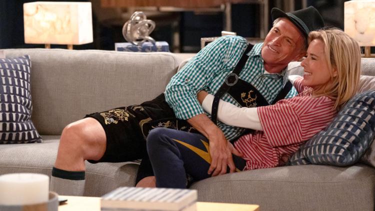 Real-life couple Téa Leoni, Tim Daly discuss co-starring in NBC sitcom 'Newlyweds' — KARE 11 Entertainment, Savage Arts news