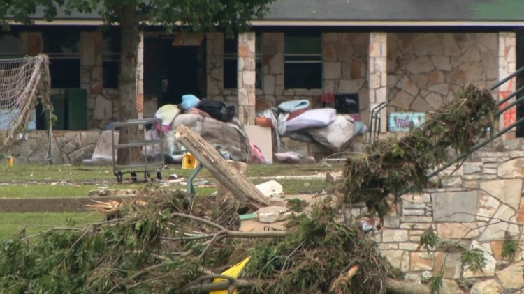 Camp Mystic bankruptcy case heads back to court as judge weighs future of camp and families' lawsuits — KENS 5 (San Antonio), Savage Community news