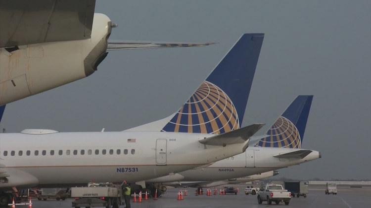 United flight from Grand Cayman to Houston declares emergency, lands safely — KENS 5 (San Antonio), Savage Community news