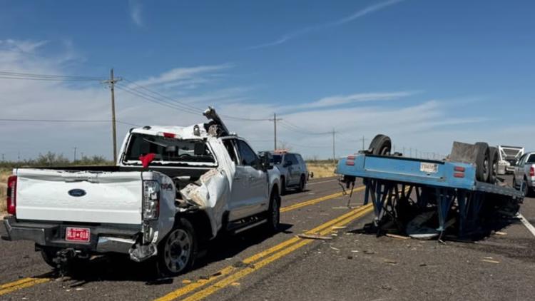 Single-vehicle crash closes intersection of State Highway 18 and County Road 306 in Winkler County — NewsWest 9 (Permian Basin), Savage Community news