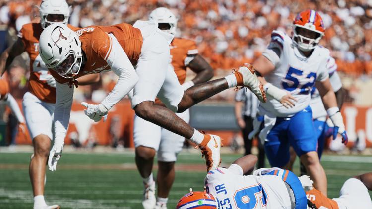 Good fortune continues to flip for No. 7 Texas after upset loss to Florida — KENS 5 (San Antonio), Savage Sports news