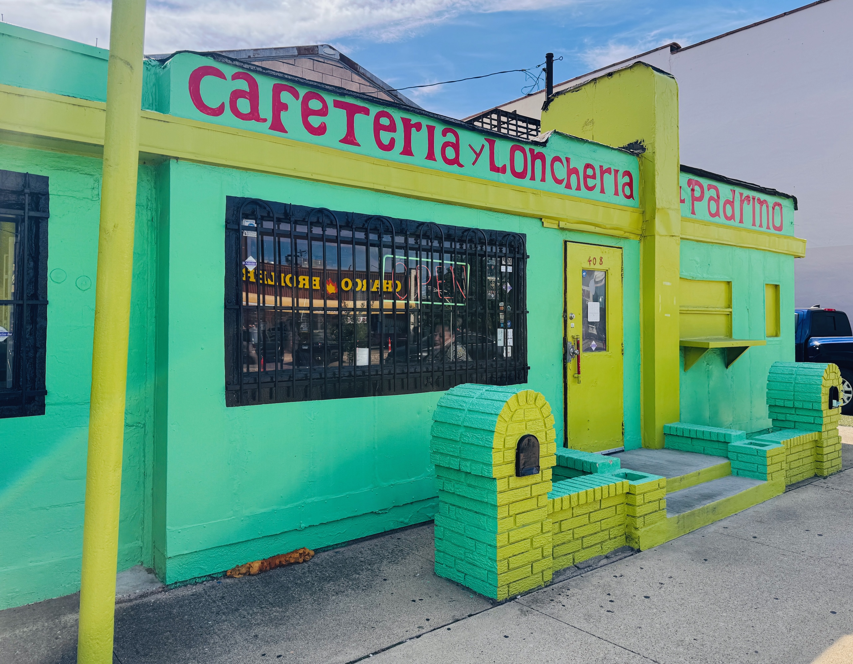 Will Jefferson Boulevard lose its soul to the Bishop Arts District? — Dallas Observer, Savage Dining news